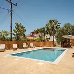 Avocado Fivos Villa *